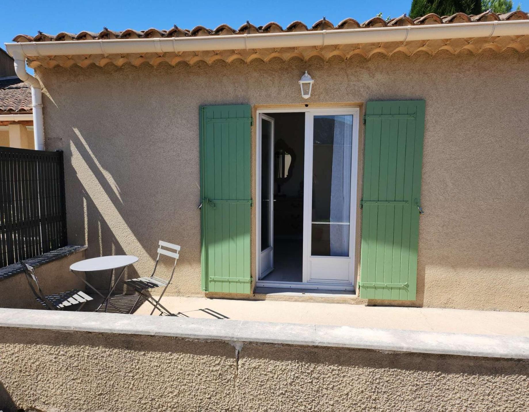 Le Clos Renaissance Oppède Extérieur photo