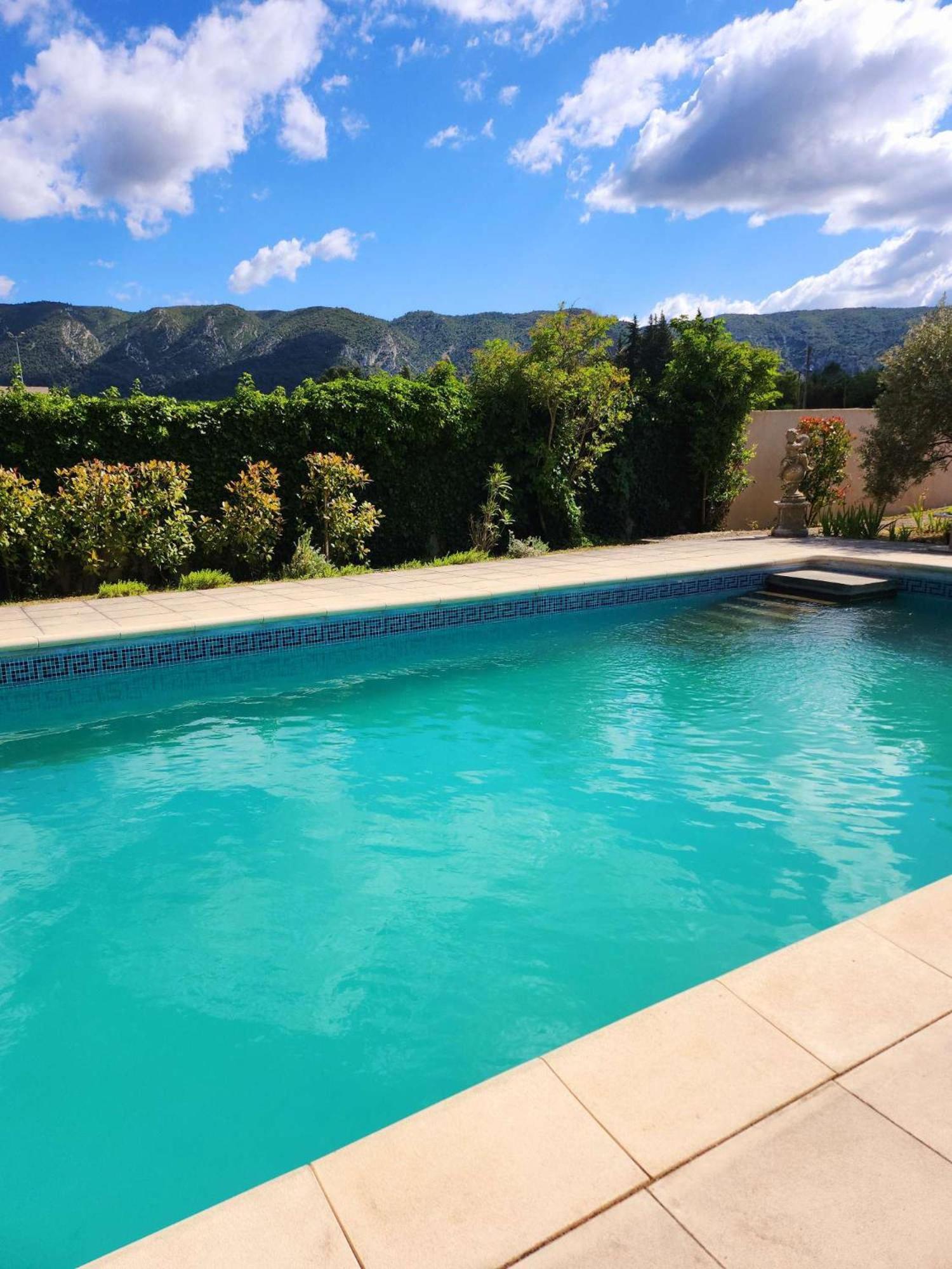 Le Clos Renaissance Oppède Extérieur photo